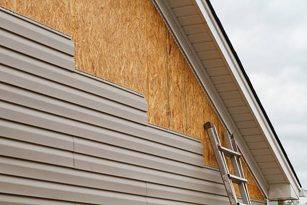 24/7 Emergency Siding Contractor experts in New London, CT